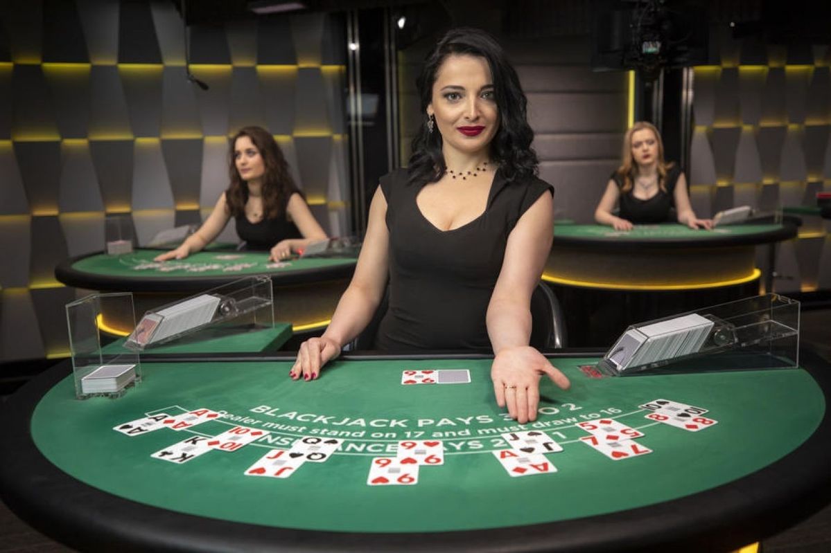 MBI8 Live Casino